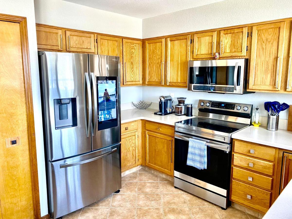 Artsy Home Close To Usafa With Fireplace And Patio Colorado Springs Exterior photo